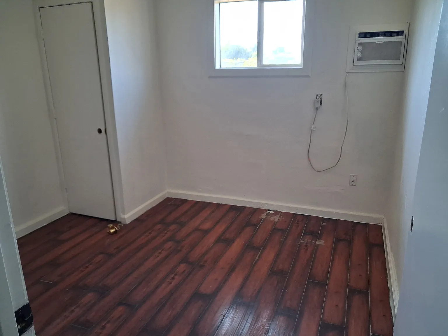 3 bed, 1278 sqft, $1,900 — Photo 4