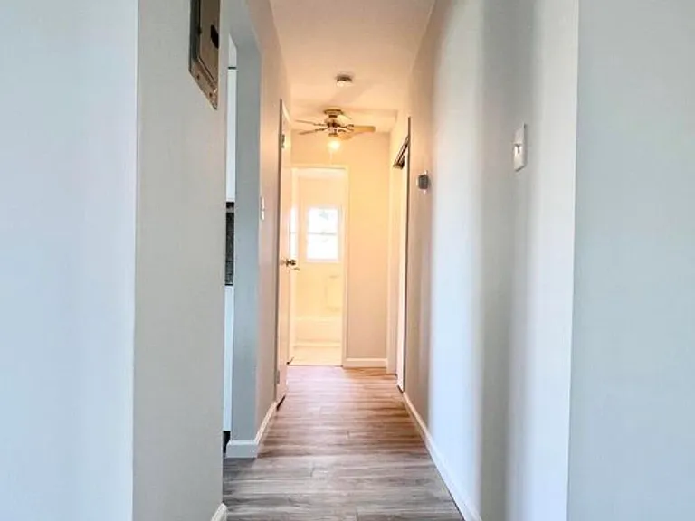 56 Manchester Ct #E — Photo 16