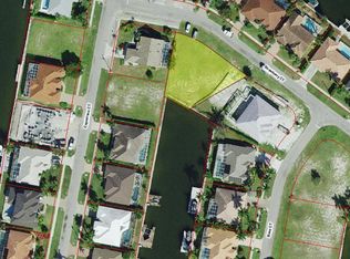 1108 Strawberry Ct, Marco Island, FL 34145