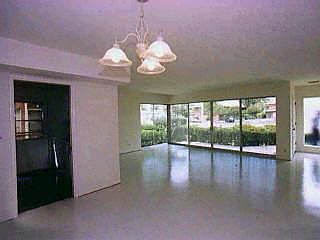 5th image of 3022 E 6th St #B