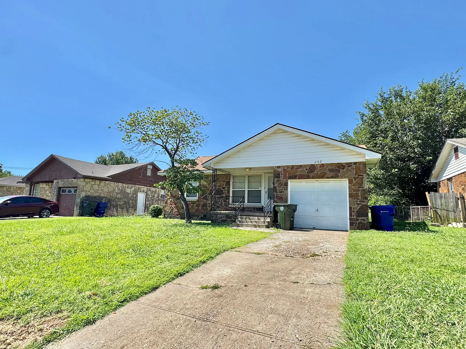 Charming 3 Bed/1 Bath Home in Midwest City — Photo 2