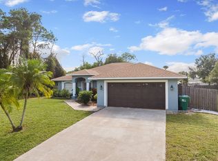 497 Alamanda Ave, Sebastian, FL 32958