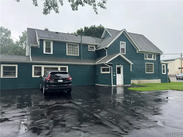 180 Willowdale Dr, Buffalo, NY 14224
