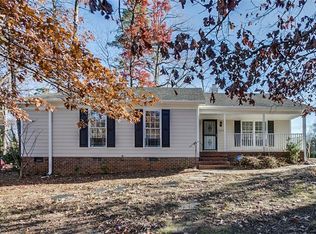 2319 Pinecroft Rd, Greensboro, NC 27407