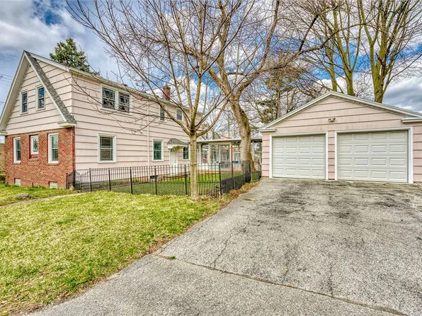 100 E Henrietta Rd, Rochester, NY 14620