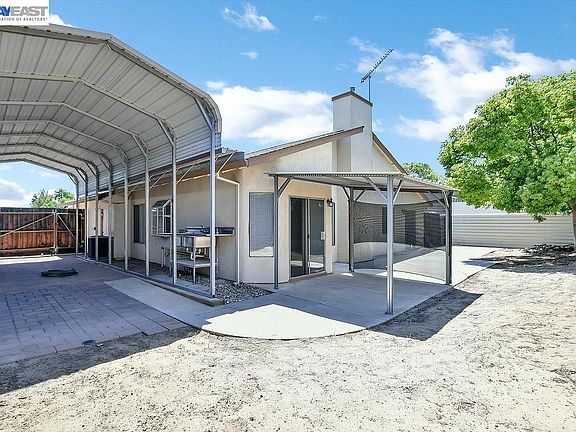 5th image of 1456 Chianti Way