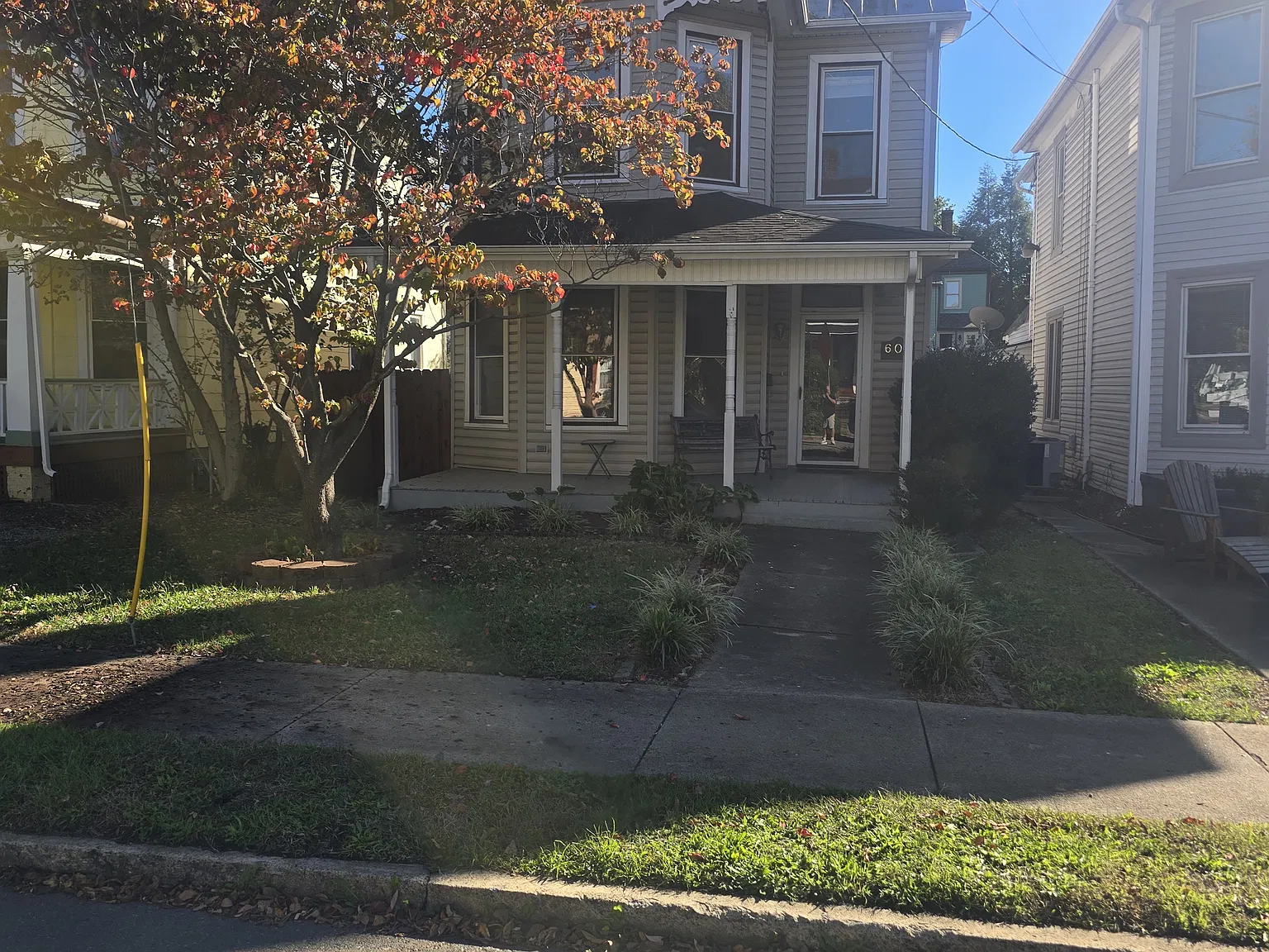 3 bed, 2000 sqft, $1,990 — Photo 2