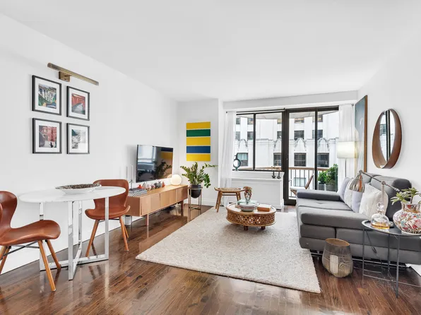 45 E 25th St, New York, NY