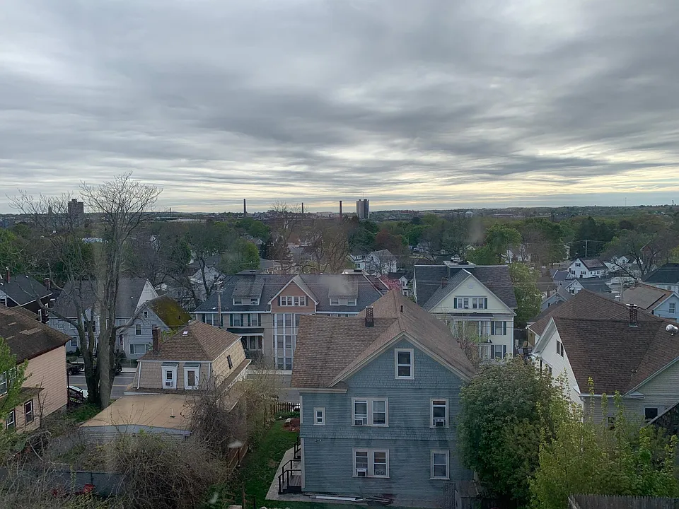 2 Wachusett St #4B