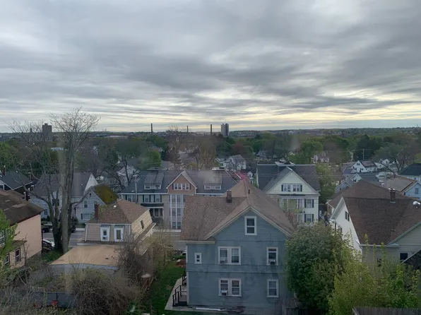 2 Wachusett St #4B, Lowell, MA 01850