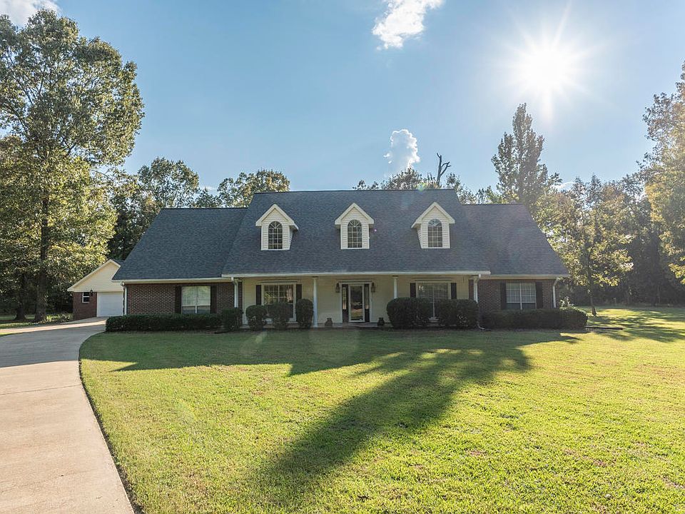 1st image of 450 Little Woods Dr