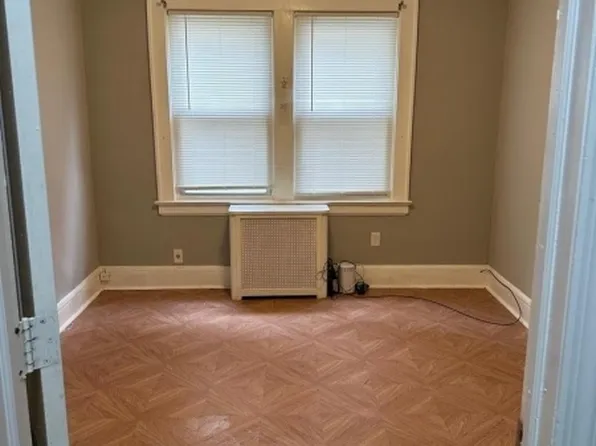 32 Girard Ave, East Orange City, NJ 07017