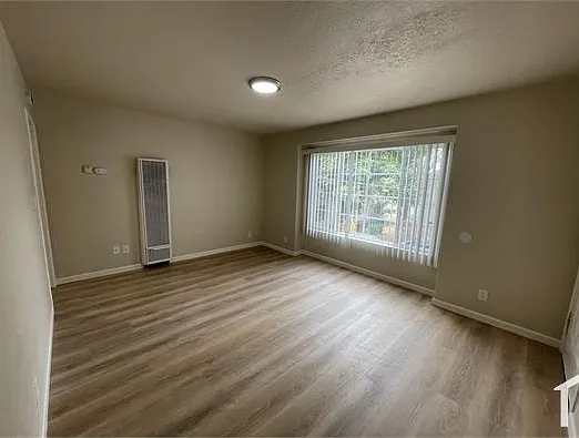2 bed, 868 sqft, $1,898 — Photo 4