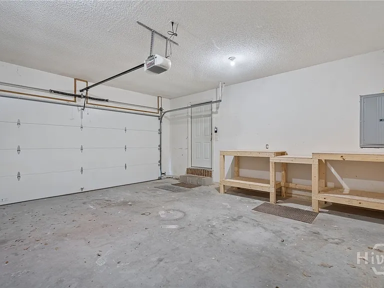 114 Saint Andrews Way — Photo 35