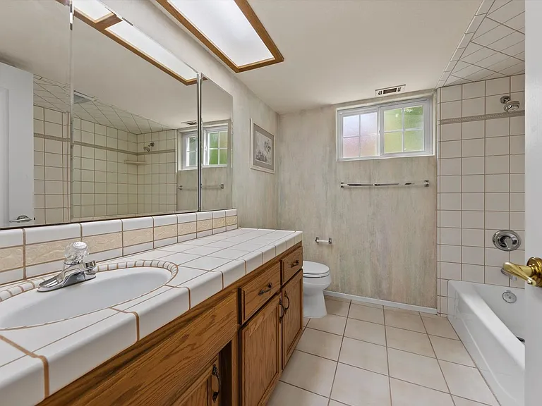 6016 Kings Canyon Dr — Photo 30