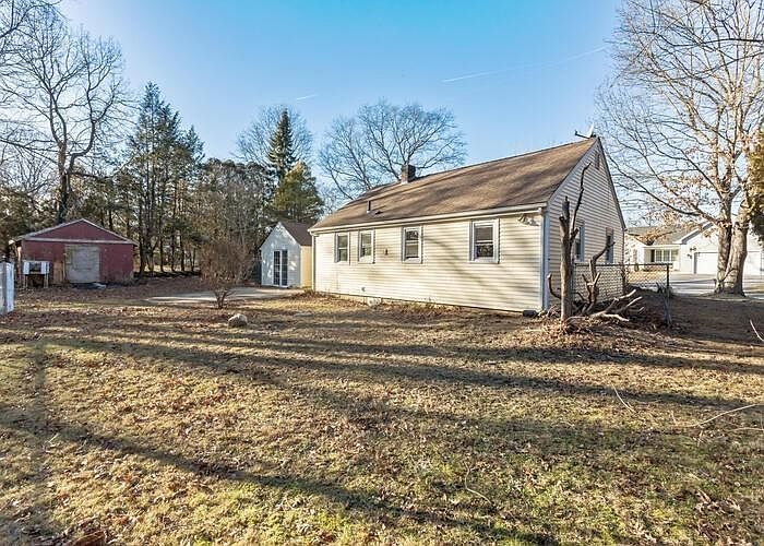 1114 Central Ave, Johnston, RI 02919 MLS 1328877 Zillow