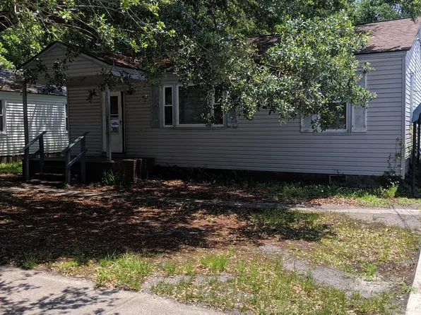 2671 Oregon Ave, North Charleston, SC 29405
