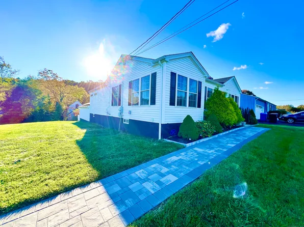 119 Twin Lakes Road, North Branford, CT 06471