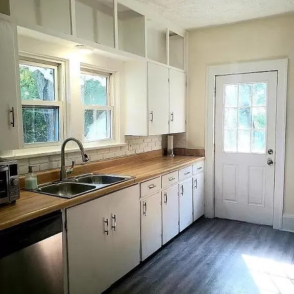 1234 Sawyer Ave — Photo 13