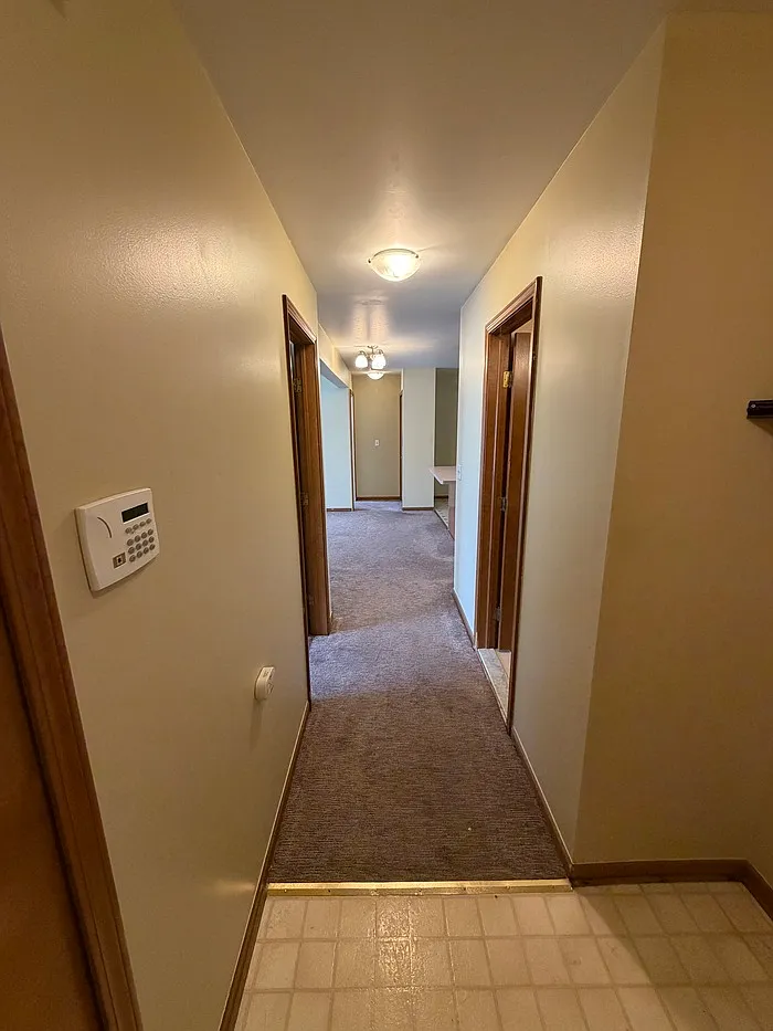 2 bed, 2.0 bath, 1100 sqft, $1,500 — Photo 2