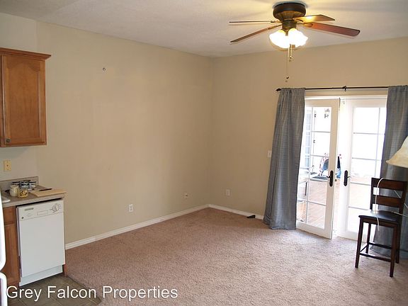 3rd image of 1725 Coyote Ct Granny Flt