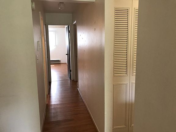 2nd image of 7345 Woodview St