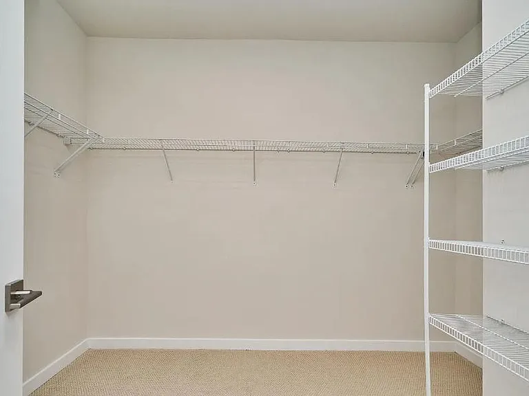 43522 Centergate Dr — Photo 14