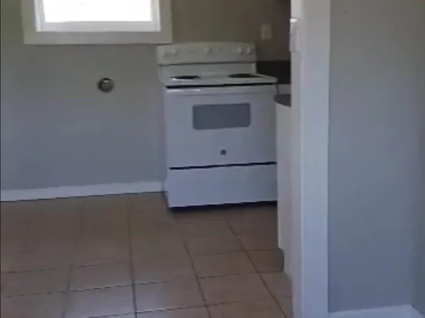 432 Queen Ave, Harriman, TN 37748