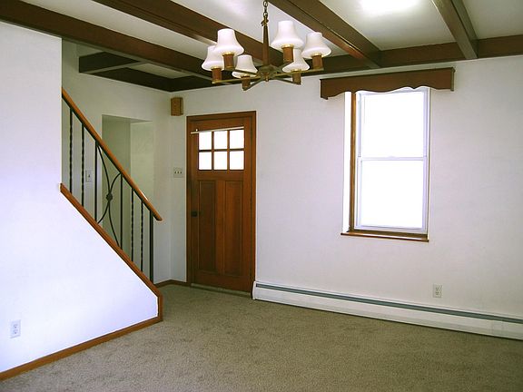 Dining room, main entry