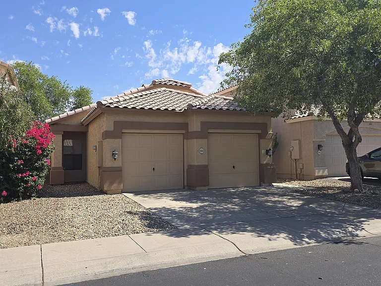 8362 W Melinda Ln — Photo 34