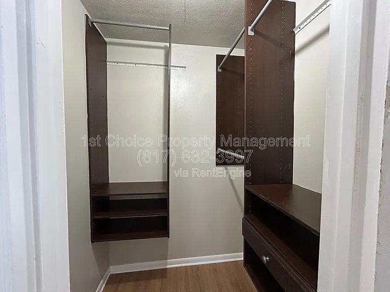 5929 Gayle Dr — Photo 26