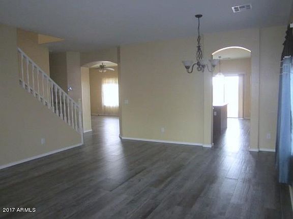 4th image of 10836 E Cliffrose Ln