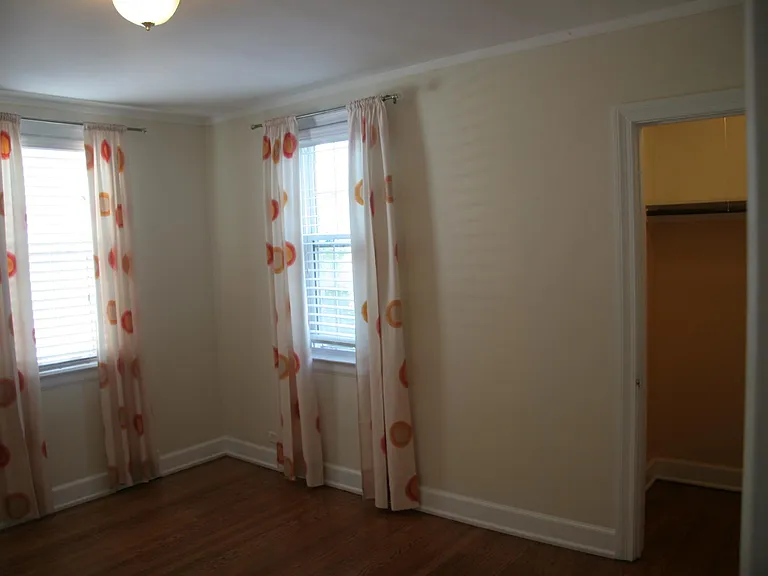909 Mason Ln — Photo 12
