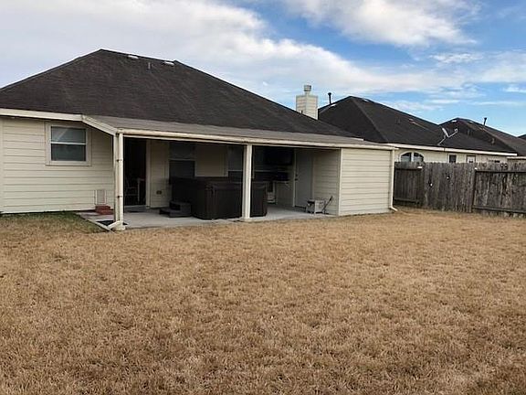 3rd image of 3722 Elderberry Dr