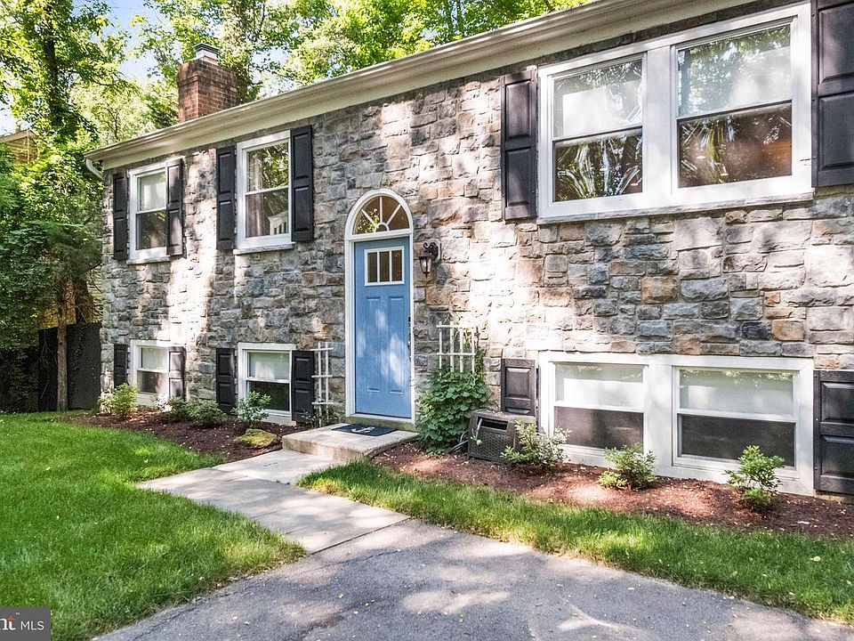 1st image of 422 Holly Dr
