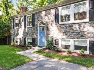 422 Holly Dr, Annapolis, MD 21403