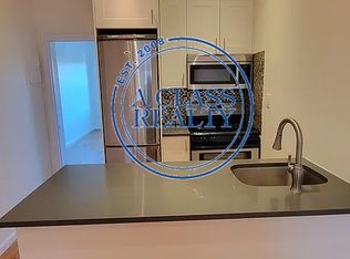 28-02 Steinway St #3H, Astoria, NY 11103