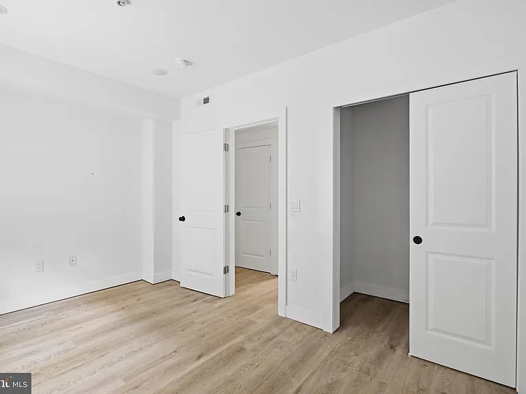 613 N Brooklyn St #3 — Photo 8