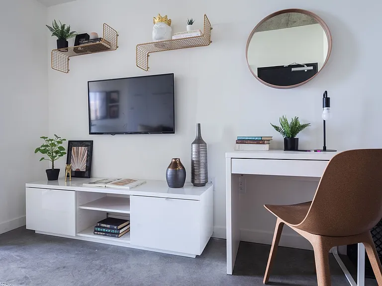 Ezabelle Apartments San Diego — Photo 51