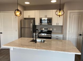 1439 S 6th St APT 2R, Philadelphia, PA 19147