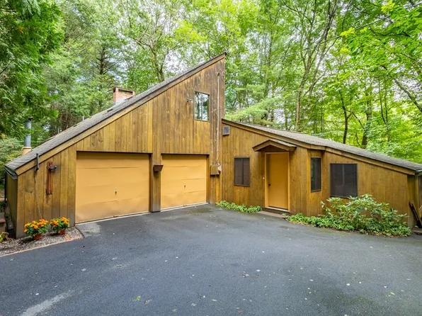 17 E Bare Hill Rd, Harvard, MA 01451