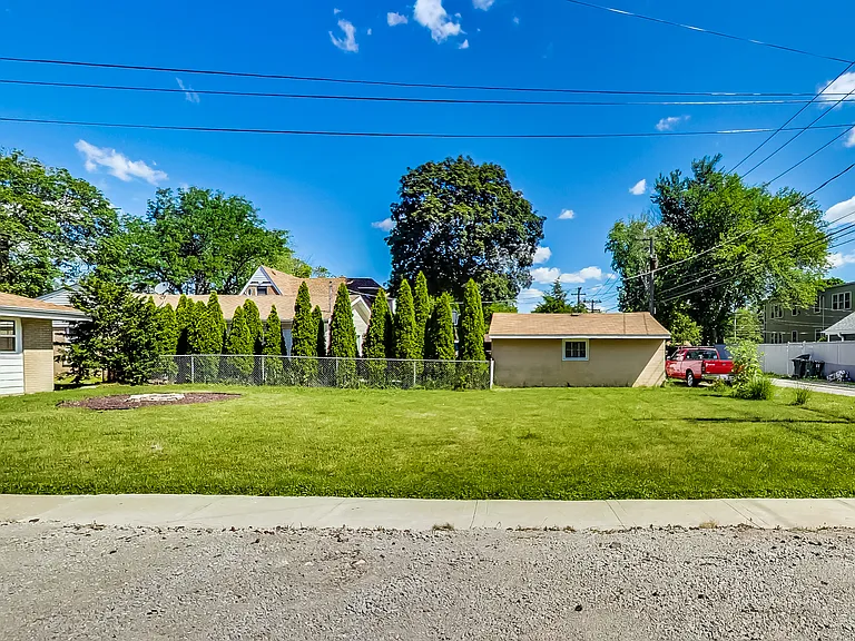 3631 Kemman Ave — Photo 29