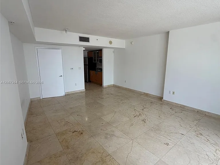 1750 N Bayshore Dr #2308 — Photo 5