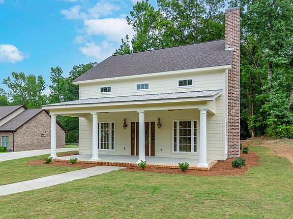 4th image of 1913 Moncrief Rd