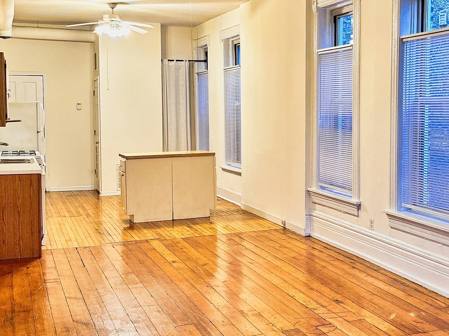 1 bed, $1,600 — Photo 4