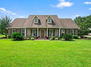 52096 Oak Ridge Dr, Franklinton, LA 70438