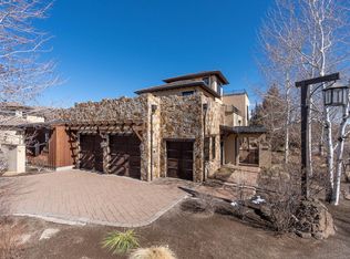 65650 Swallows Nest Ln, Bend, OR 97701