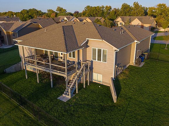 3rd image of 13205 W Alderny Cir