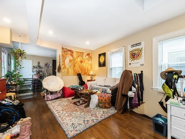 1567 Tremont St #2B, Roxbury Crossing, MA 02120