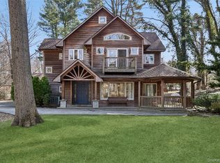 85 Cove Rd, Oyster Bay, NY 11771